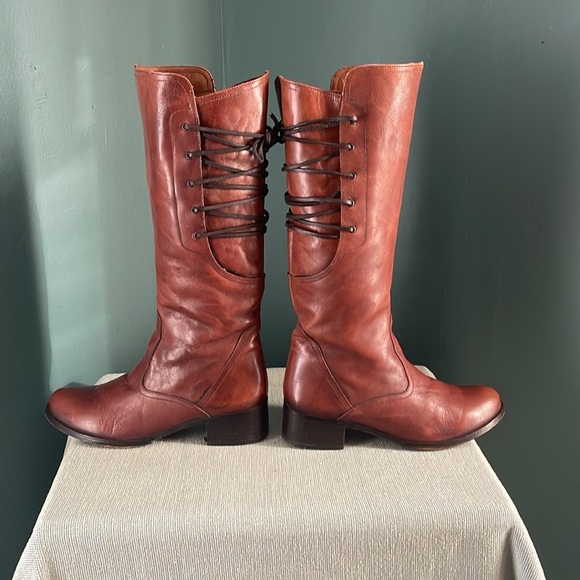 Brown distressed Leather Knee-High Boots lace up back Steve Madden - Picture 8 of 8